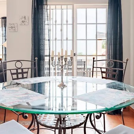 빌라 Charming With 3 Bedrooms And Sea View