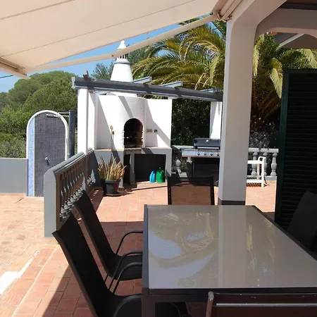 Charming With 3 Bedrooms And Sea View 빌라 롤레