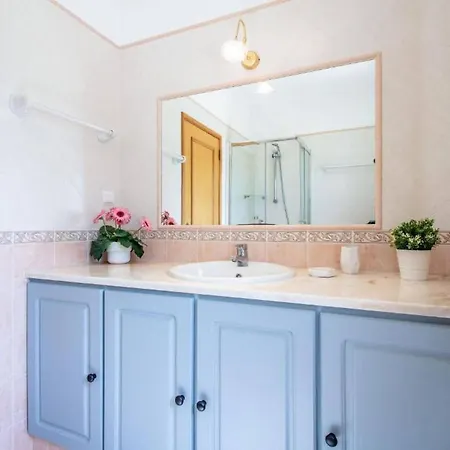 Charming With 3 Bedrooms And Sea View 빌라 *