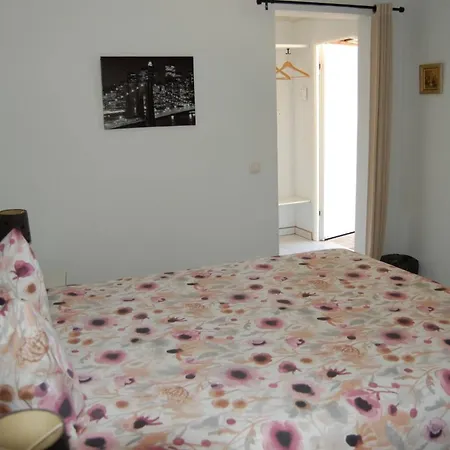 Charming With 3 Bedrooms And Sea View * 롤레